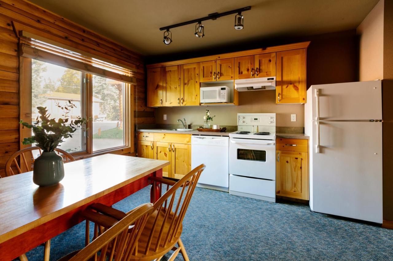 Miette Mountain Cabins Jasper Bagian luar foto